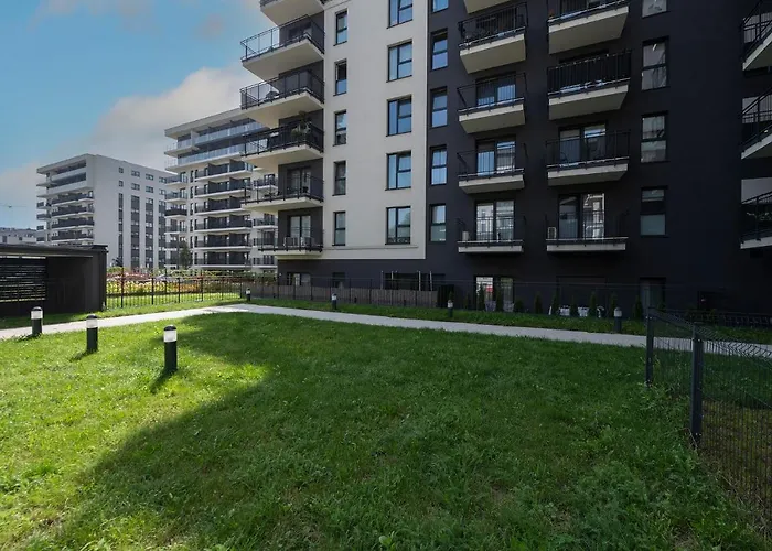 Luxury In -7- Bright-secured-freeparking Łódź